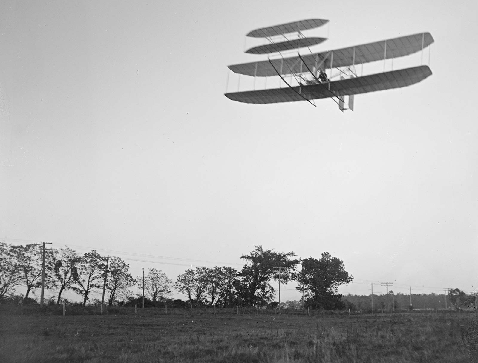 Wright-brothers-flying-machine-controls-Huffman-Prairie-October-4-1905.jpg